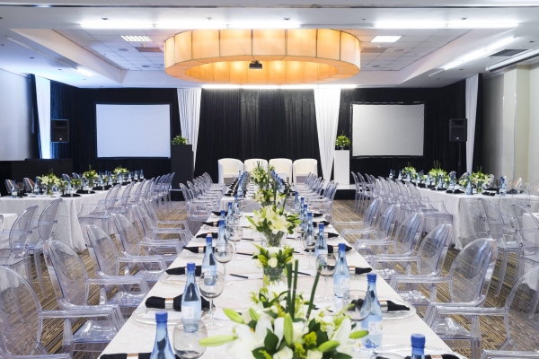 Protea Hotel Gaborone Masa Square